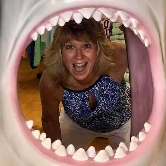 Meet your Posher, Robin - Picture 1 of 1